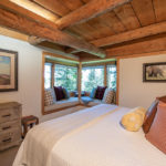 gallery-bed-and-breakfast-jackson-hole-rooms-rates-gunslinger-suite-img1-bed-and-breakfast-jackson-hole