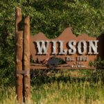bed-and-breakfast-jackson-hole-getting-here-Wilson-Sign